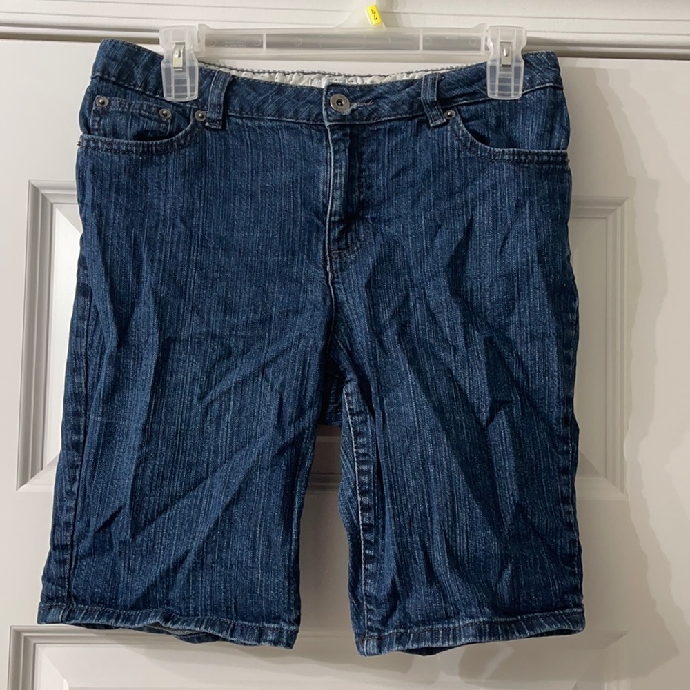 Bermuda shorts, 99% cotton 1% Spandex